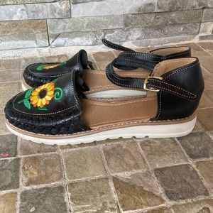 Huarache de girasol / sunflower huaraches